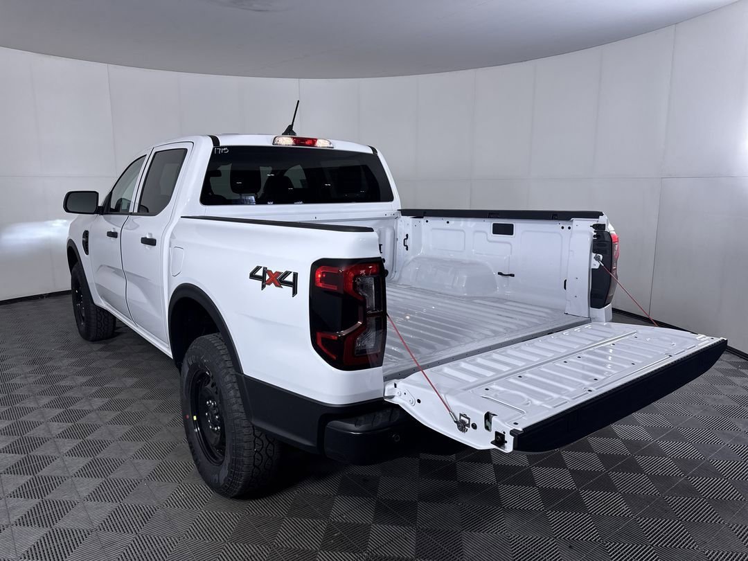 New 2026 Oxford White Ford XL image 24