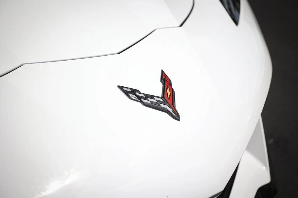 Used 2026 Arctic White Chevrolet Z06 image 13