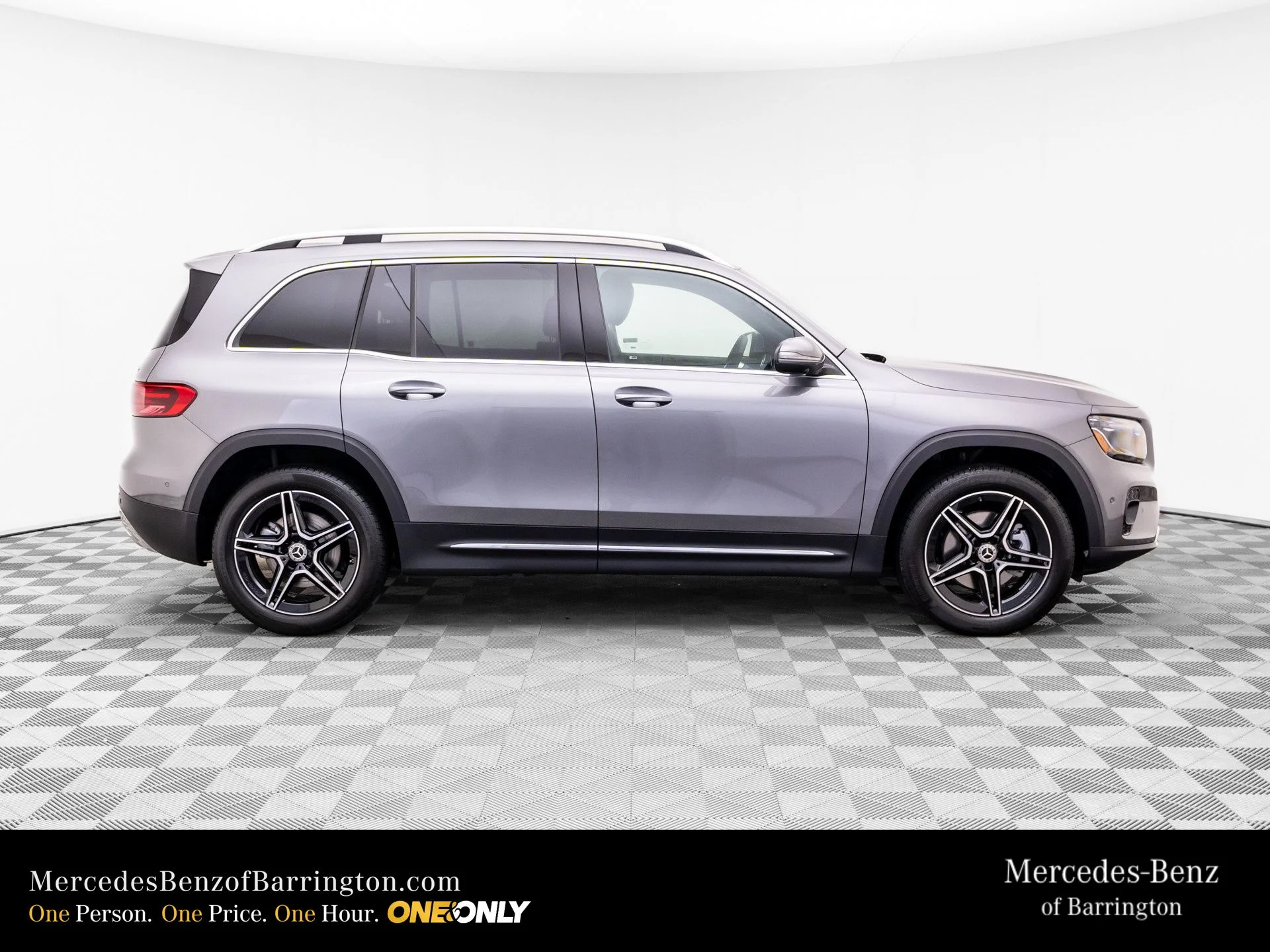New 2026 Gray Mercedes-Benz GLB 250 image 7