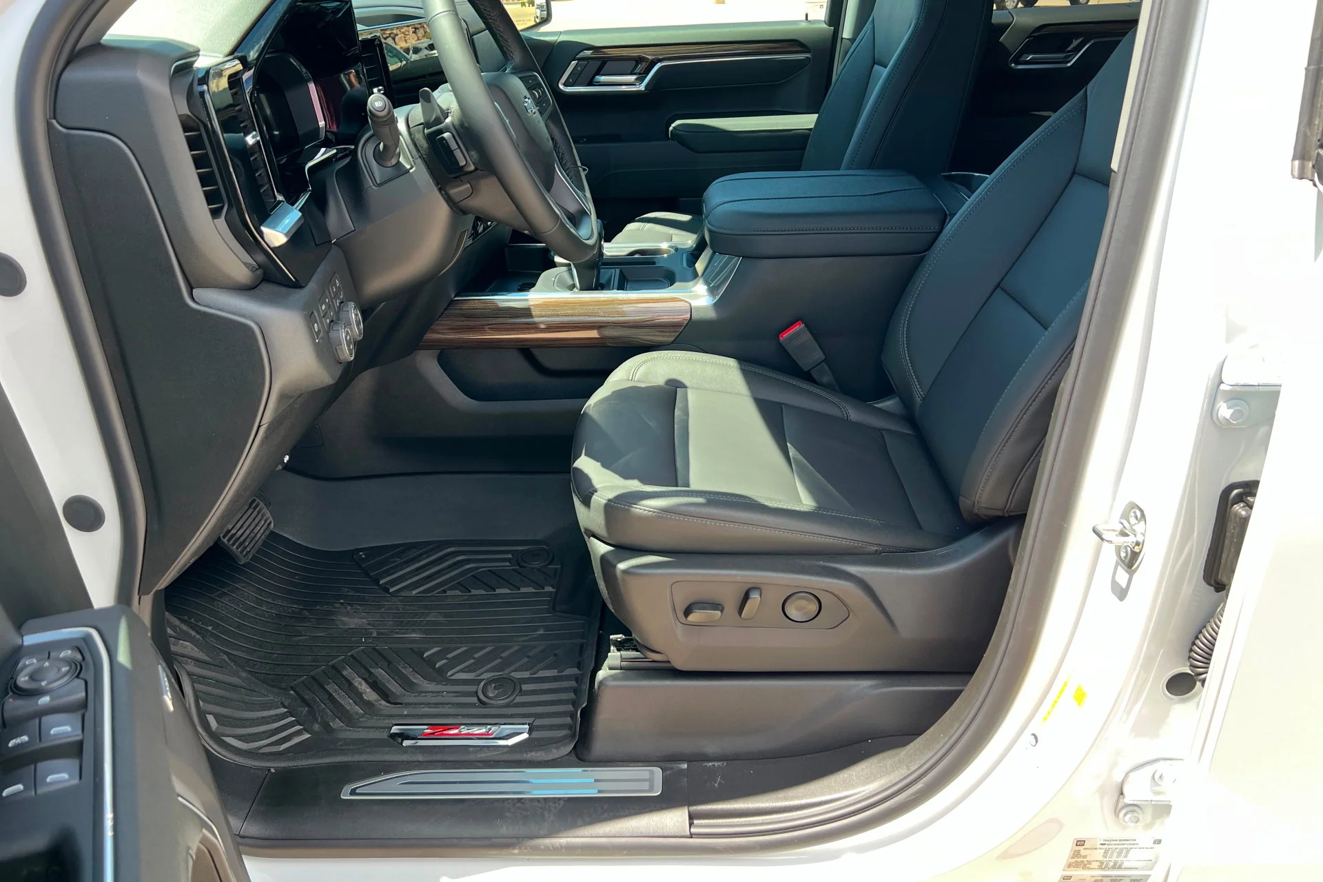 2026 Chevrolet Silverado 1500 RST - Photo 17