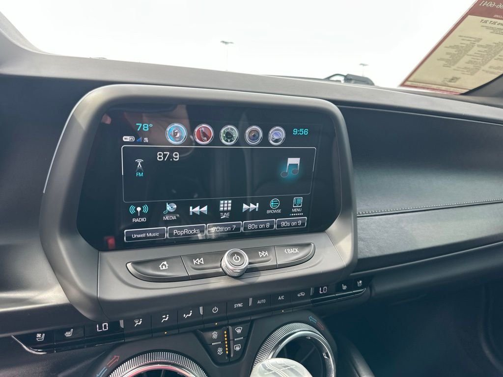Used 2018 Blue Chevrolet 2LT image 15