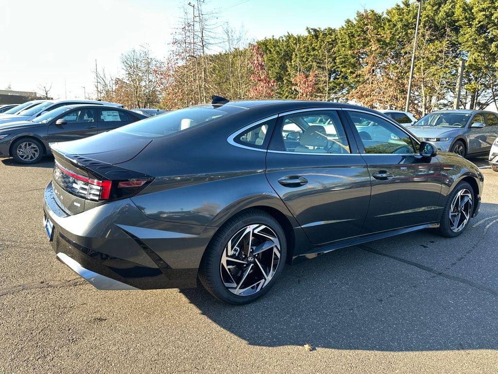 New 2026 Gray Hyundai SEL Sport image 6