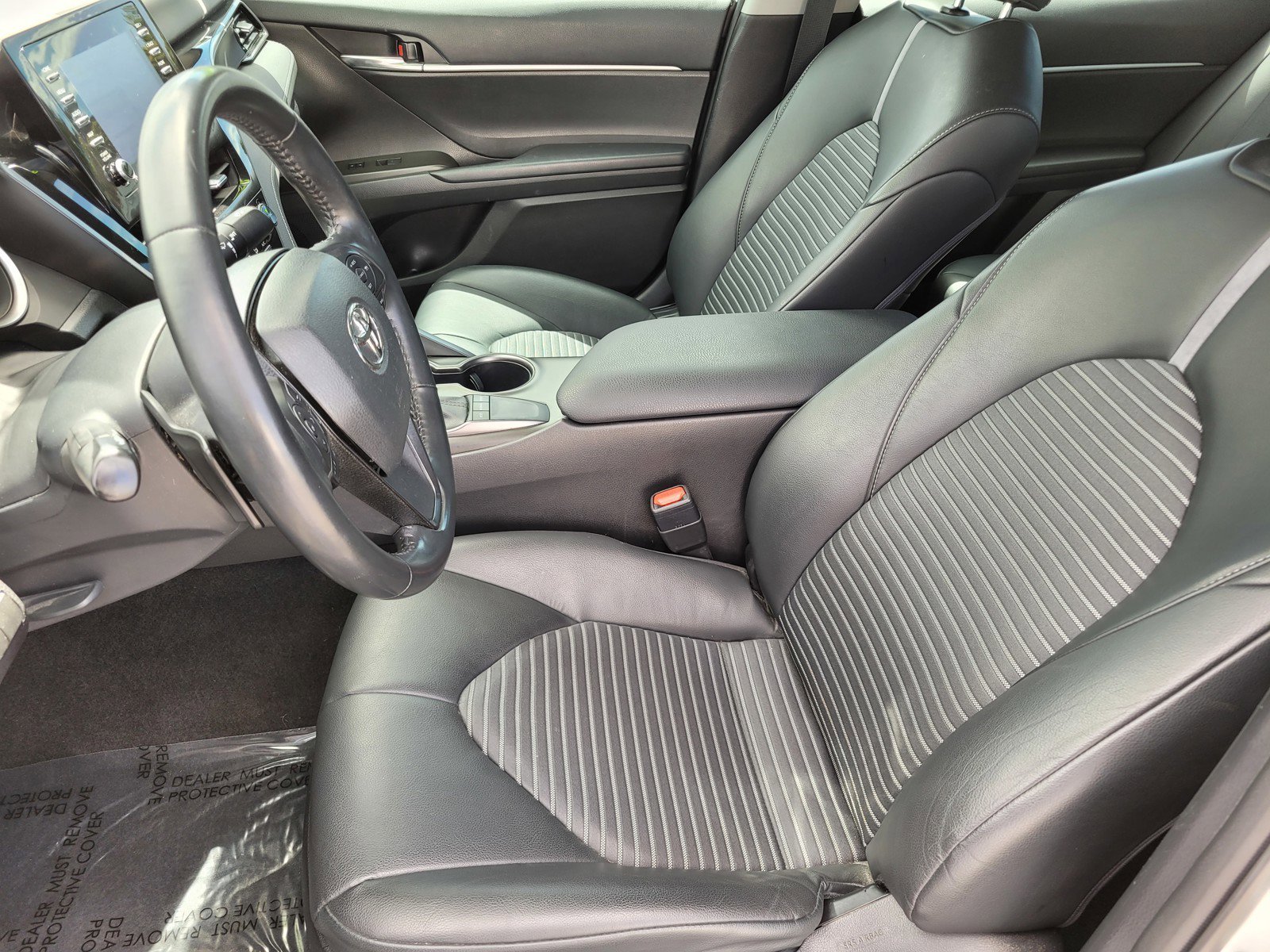 Used 2023 WHITE/BLK Toyota  image 13