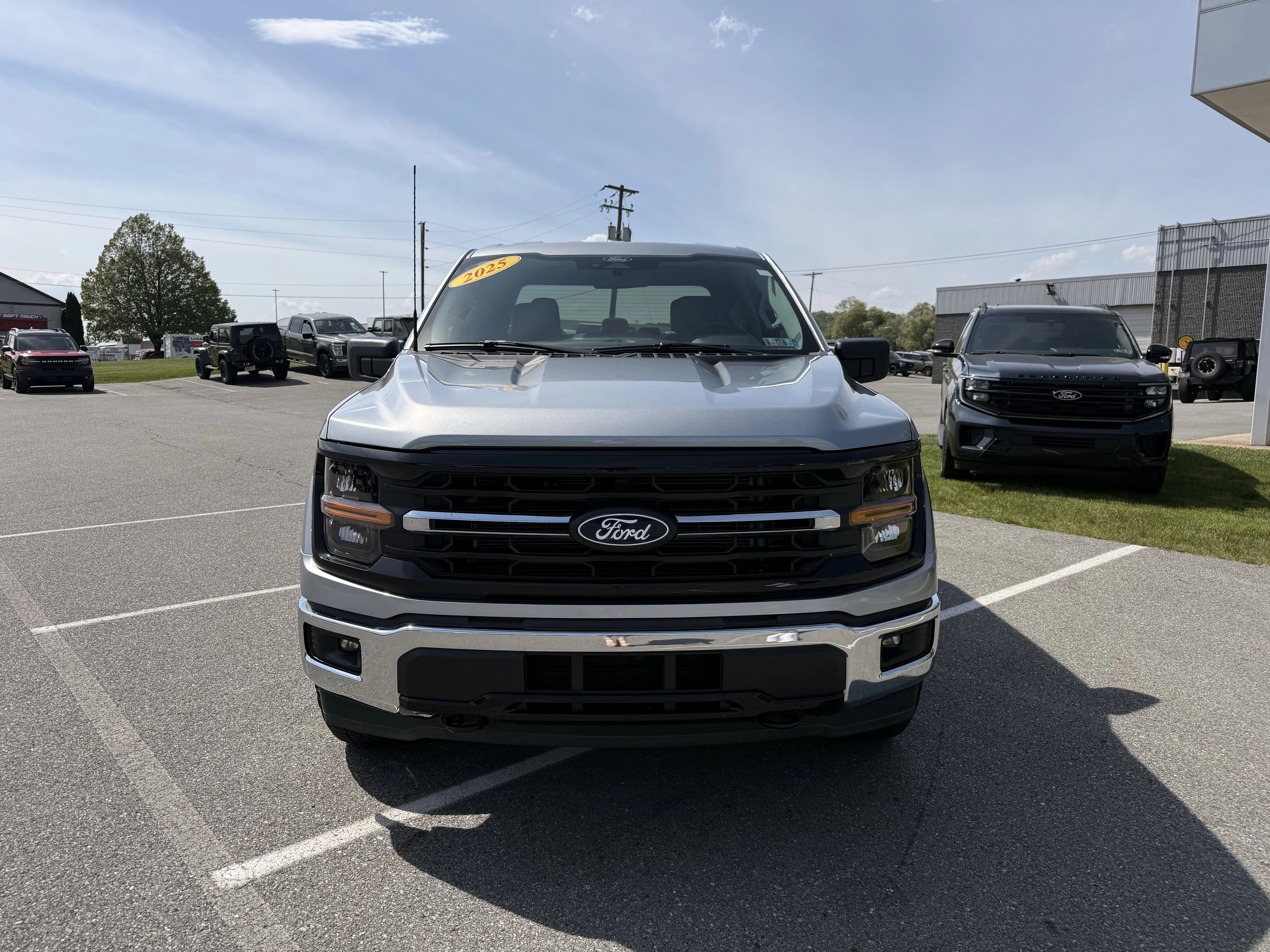 Used 2025 Silver Metallic Ford XLT image 2