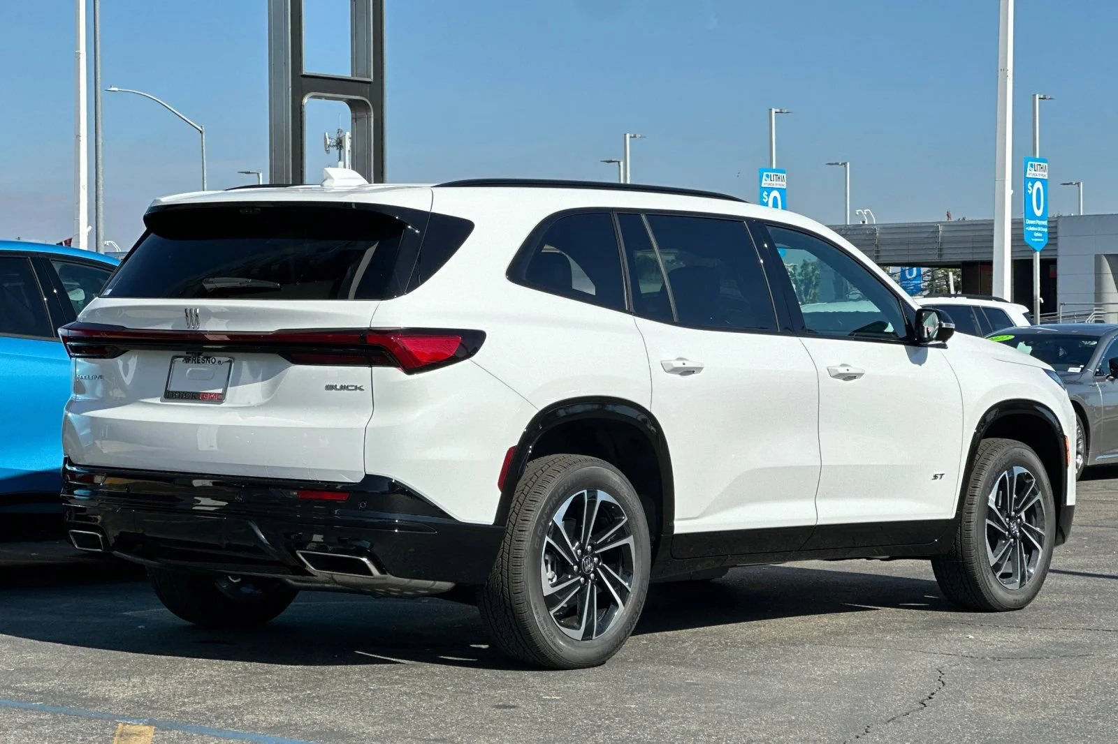 2026 Buick Enclave Sport Touring - Photo 4