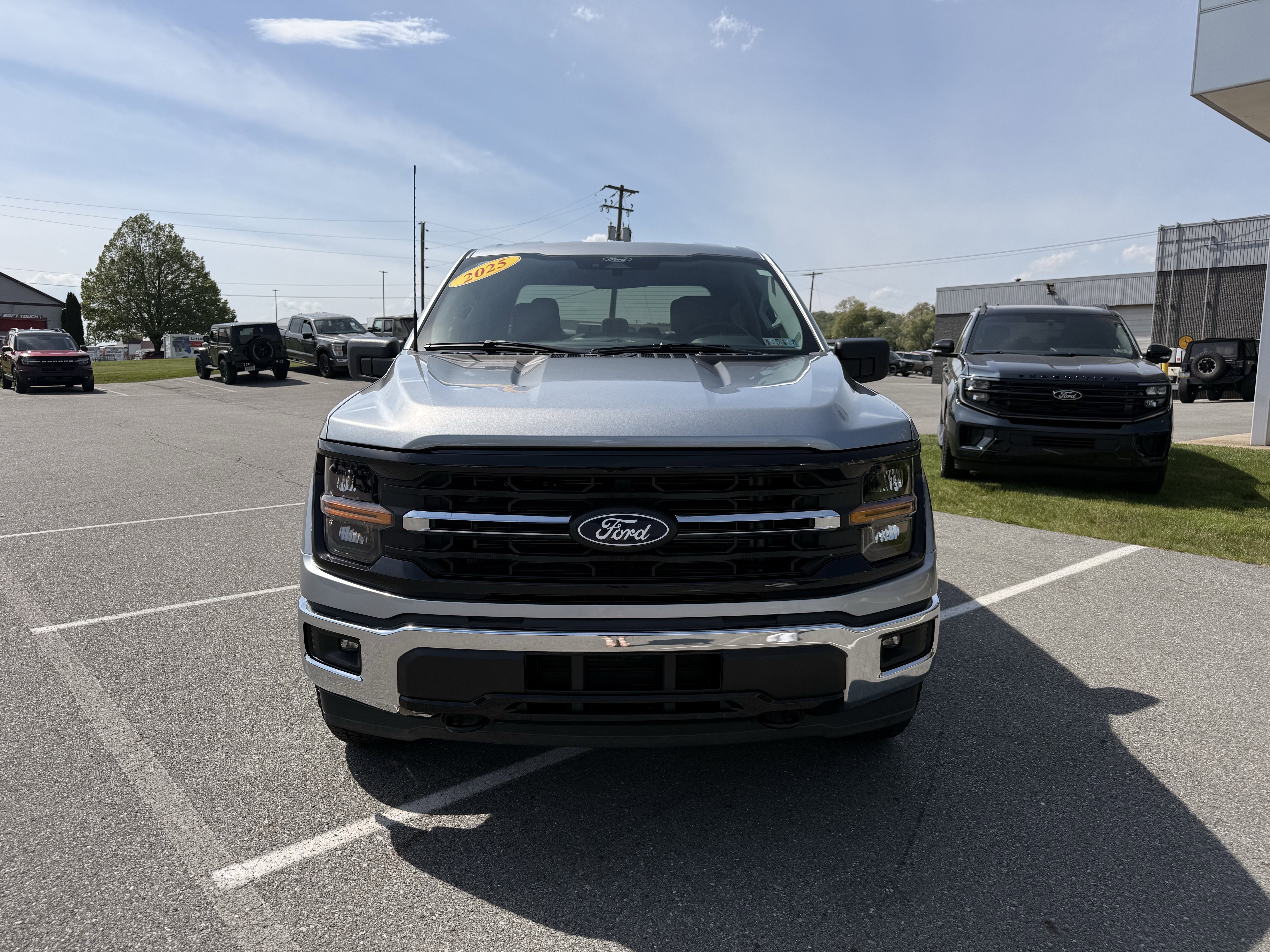 Used 2025 Silver Metallic Ford XLT image 2