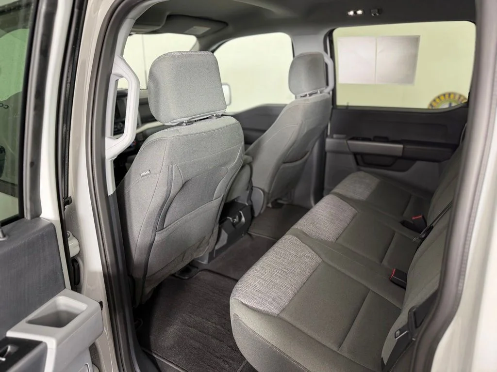 Used 2023 Gray Ford XLT image 15
