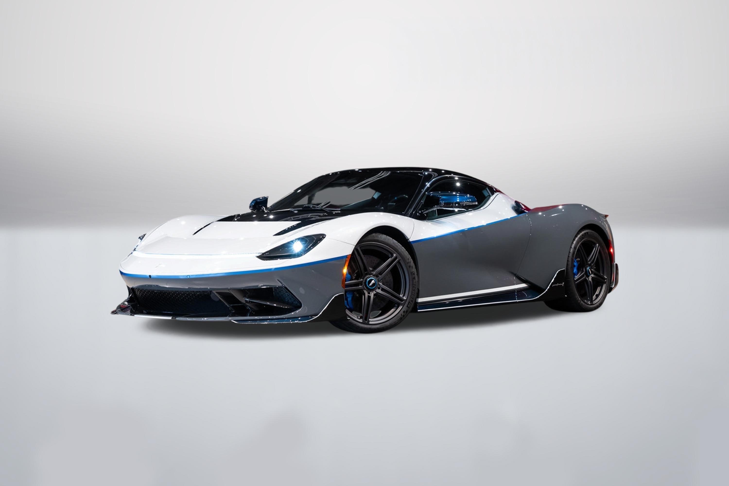 Used 2024 White Pininfarina Anniversario image 1