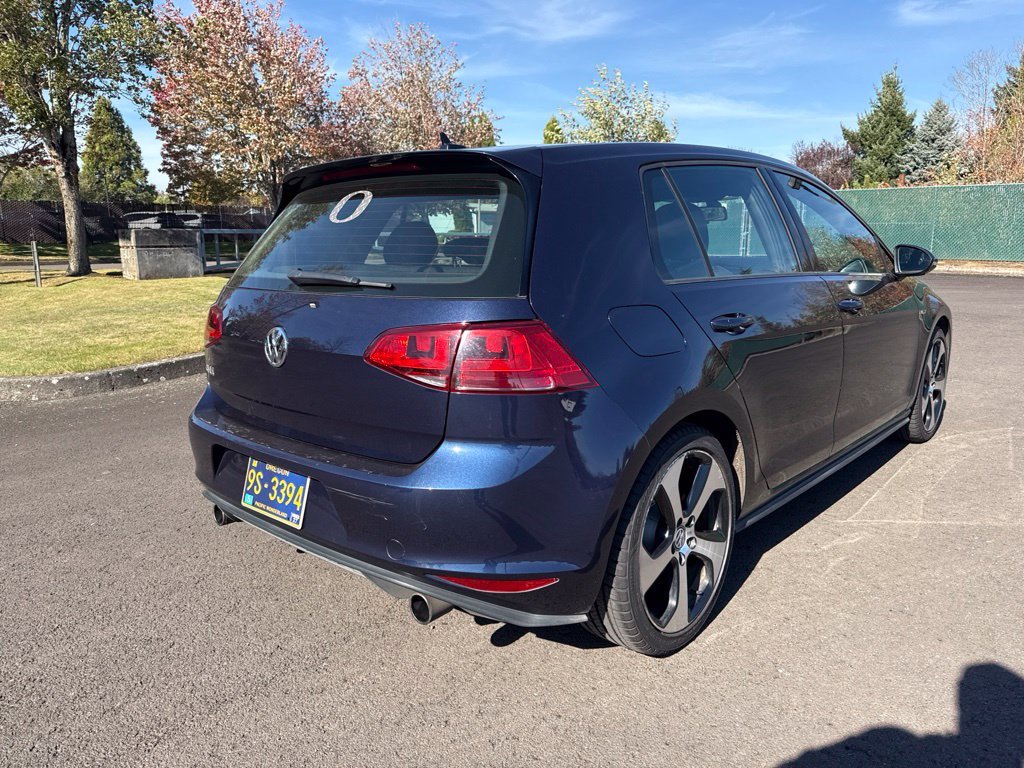 Used 2015 Night Blue Metallic Volkswagen 2.0T SE image 7