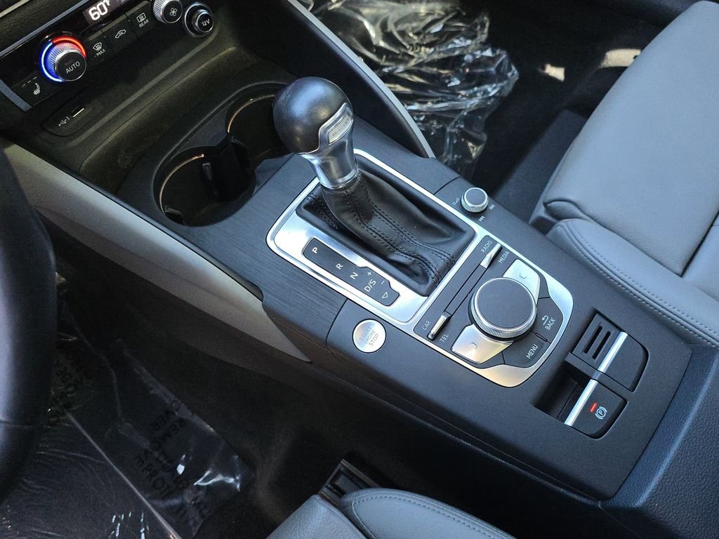 Used 2018 Black Audi 1.4T Premium image 30