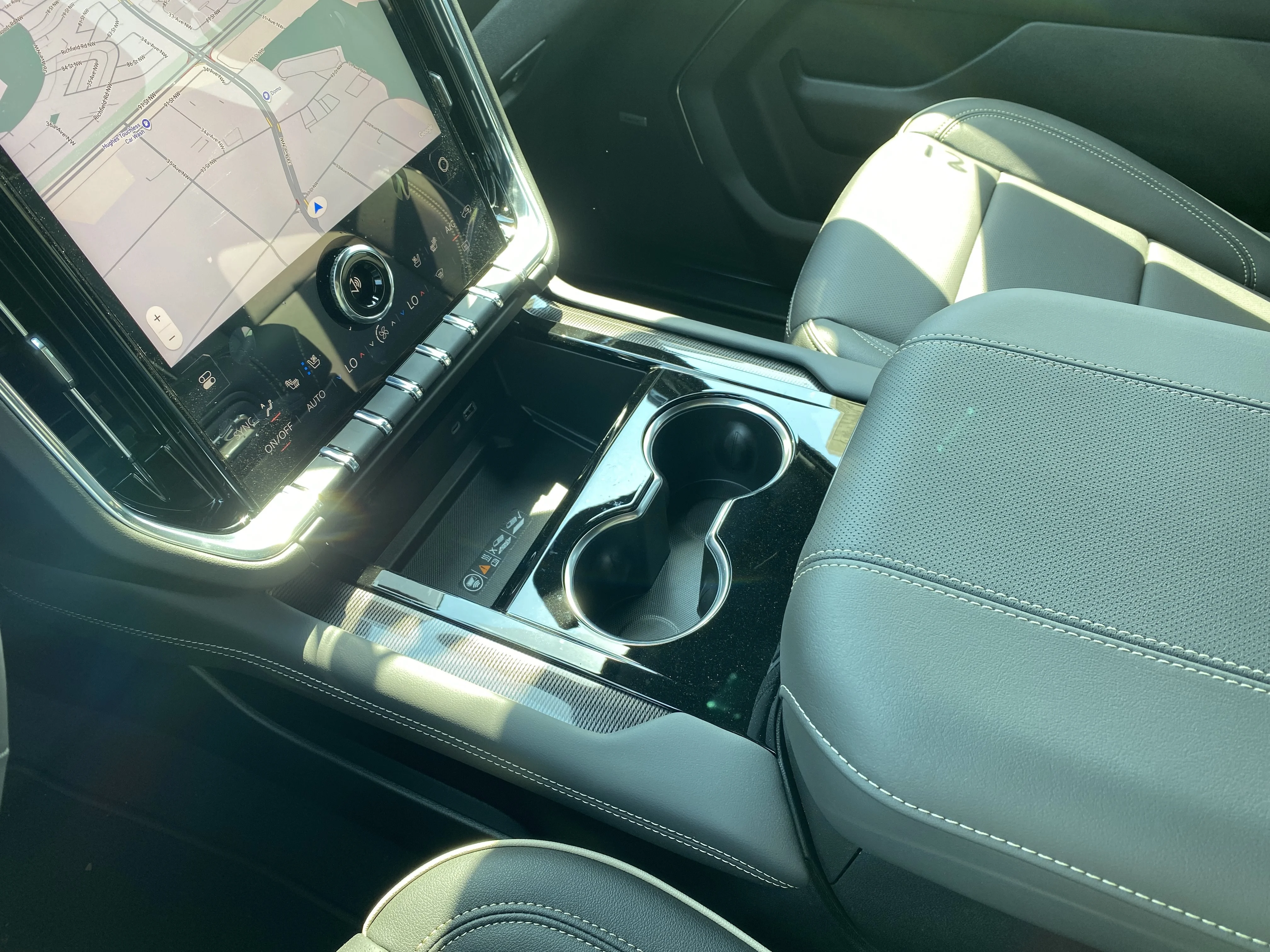 New 2026 ONYX BLACK GMC Elevation image 23