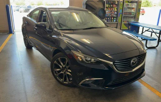 2017 Mazda EZ-6 i Grand Touring Auto's photo