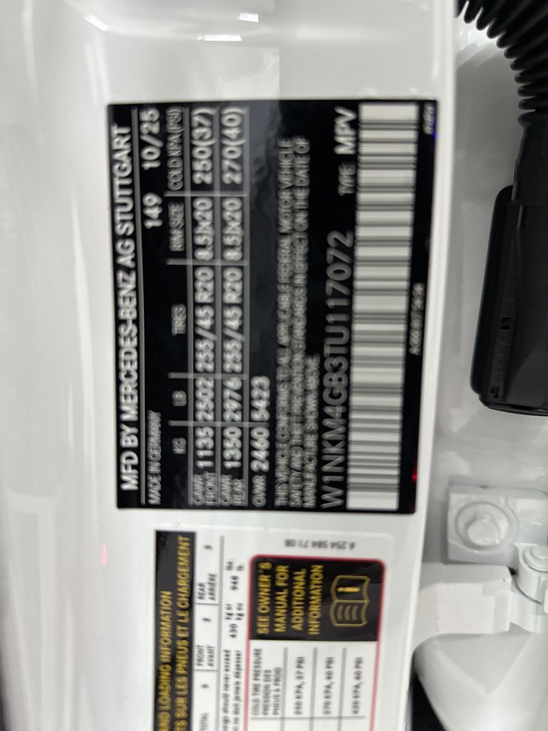 Certified Used 2026 White Mercedes-Benz GLC 300 image 33