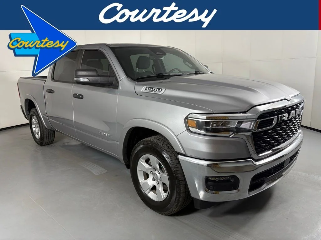 2025 RAM 1500 Big Horn/Lone Star 4x4 Crew Cab 5'7's photo
