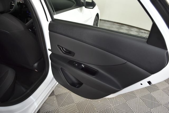 New 2026 White Hyundai SEL Sport image 18