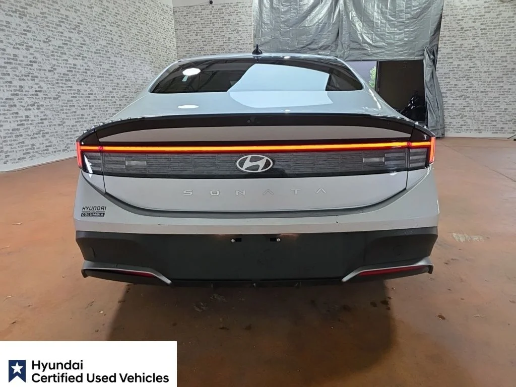 Certified Used 2025 Aero Silver Hyundai SE image 6