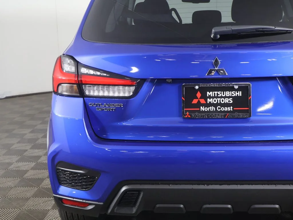 New 2026 Blue Mitsubishi 2.0 ES image 12