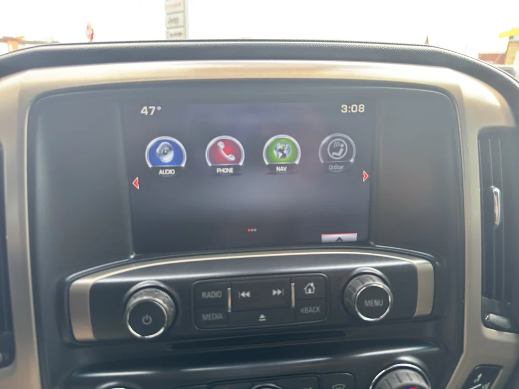Used 2015 Iridium Metallic GMC Denali image 27