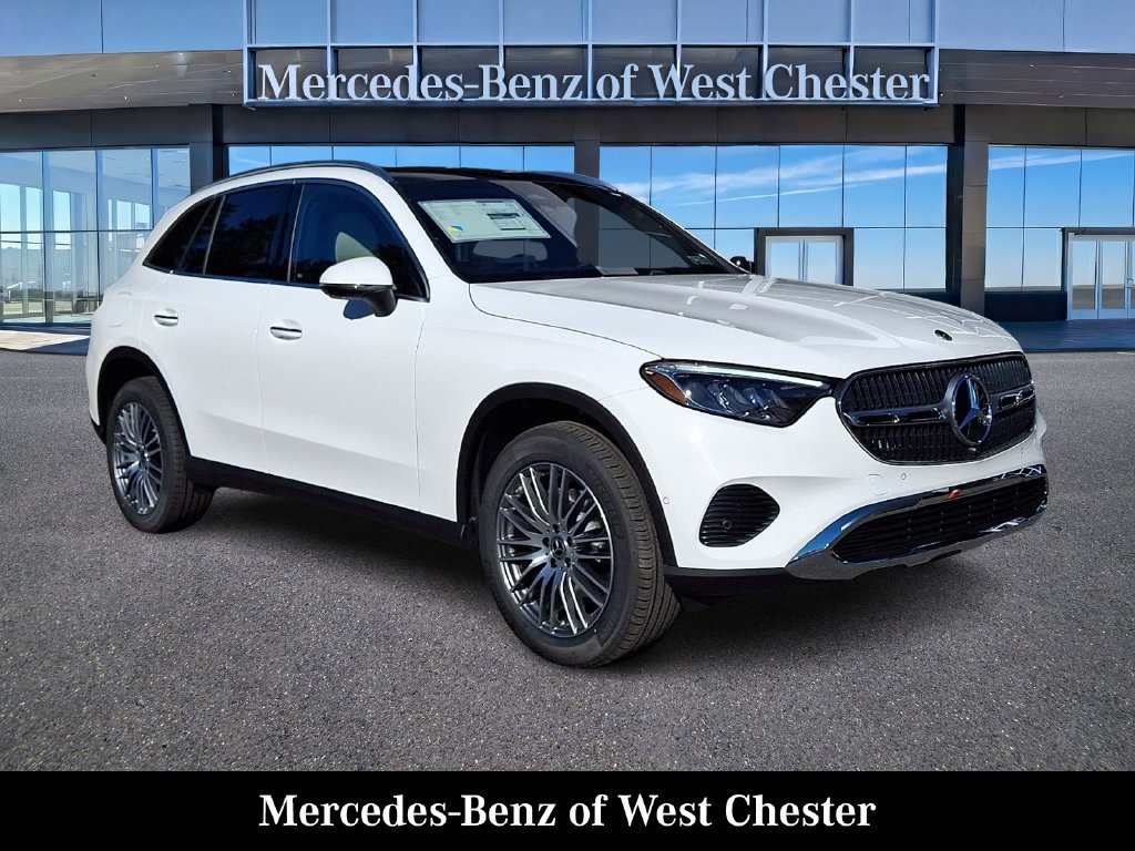 2027 Mercedes-Benz GLC 300 AWD 4MATIC® photo 1
