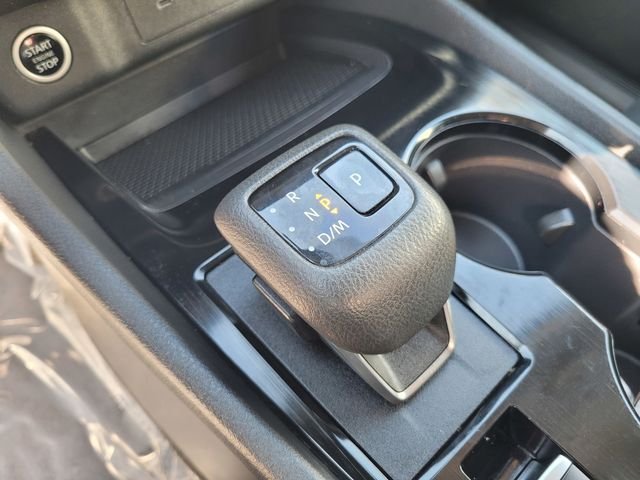 Used 2023 White Nissan S image 20