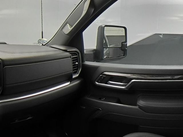 Used 2025 Gray Chevrolet LTZ image 40