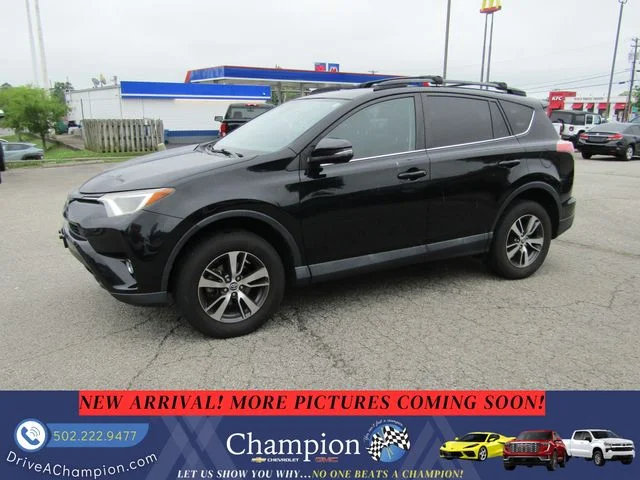 Used 2018 Black Toyota XLE image 1