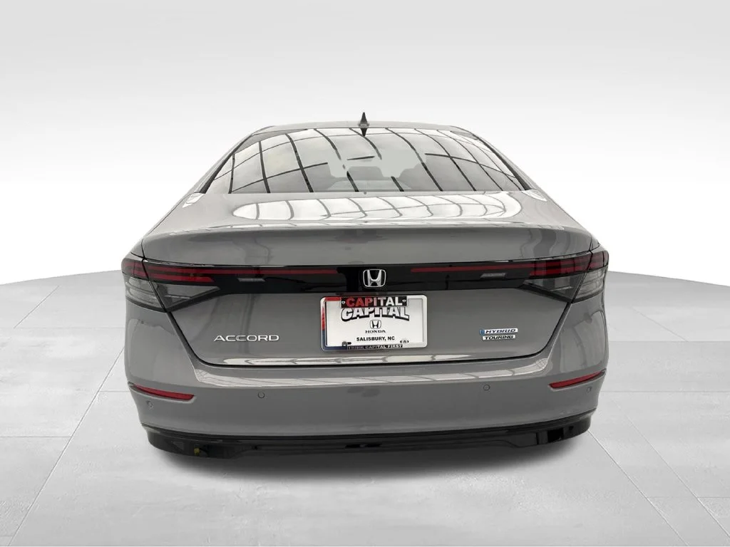 New 2026 Urban Gray Pearl Honda Touring image 7