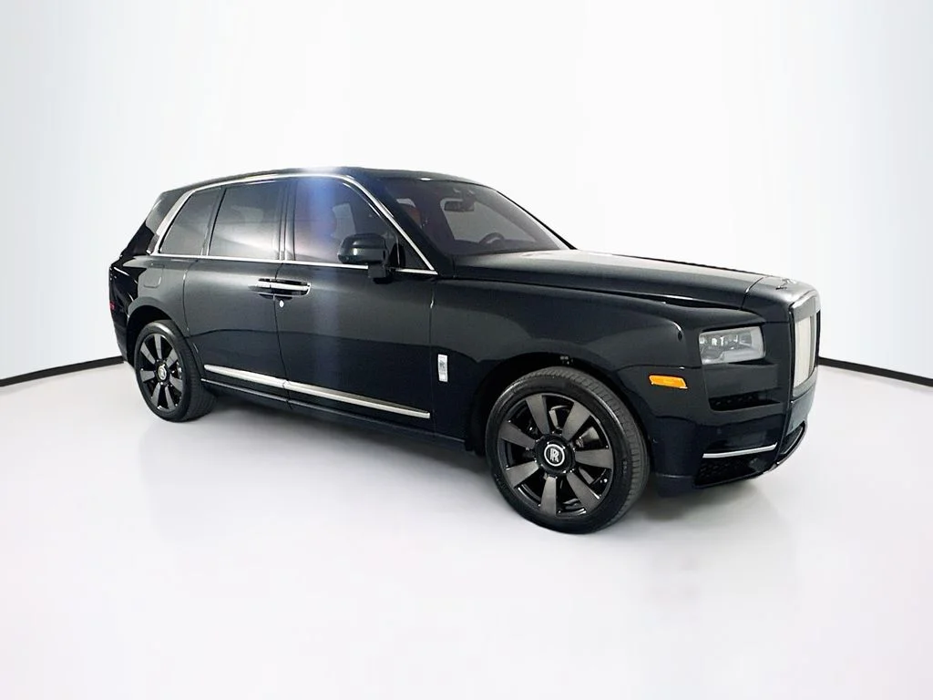 Used 2023 Black Rolls-Royce Base image 3