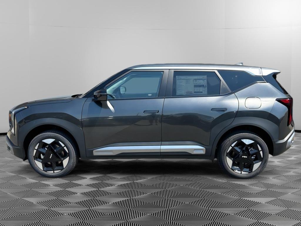 New 2027 Interstellar Gray Kia S image 7