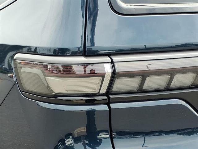 New 2026 Fathom Blue Pearlcoat Jeep Grand Wagoneer image 18
