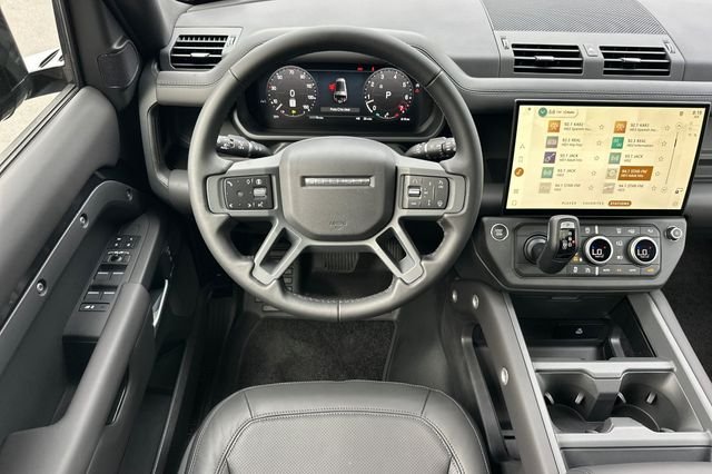 New 2026 Santorini Black Land Rover S image 13