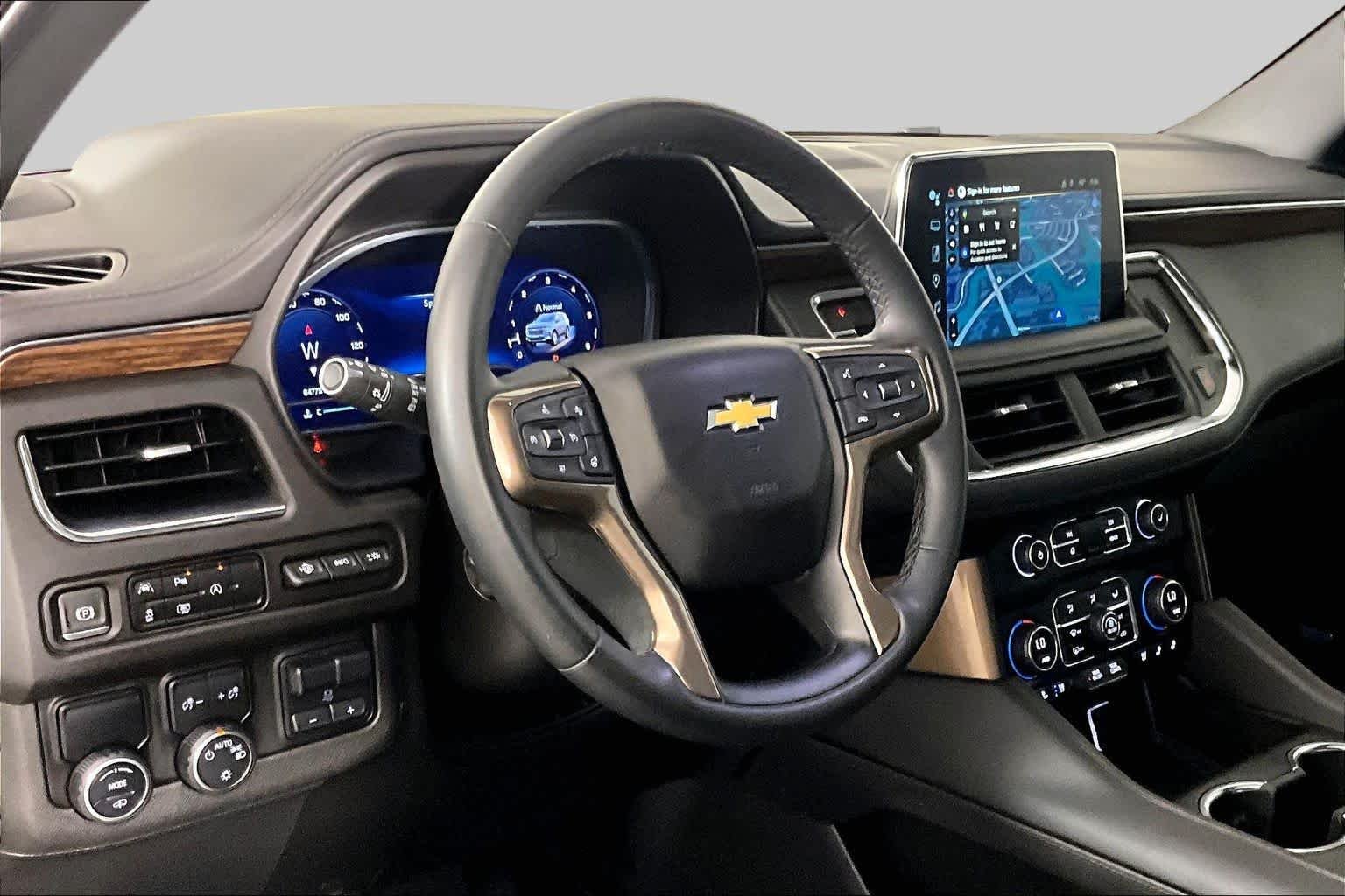 Used 2023 Black Chevrolet High Country image 16