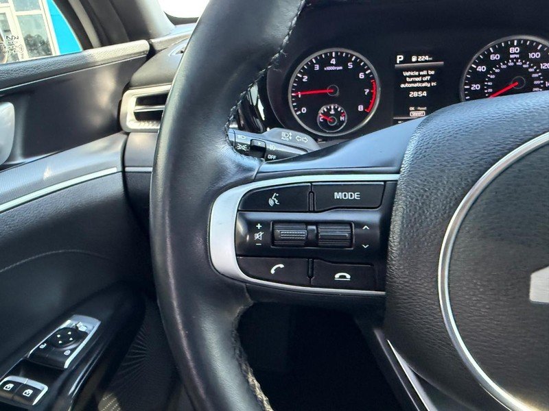 Used 2023 Wolf Gray Kia GT-Line image 12