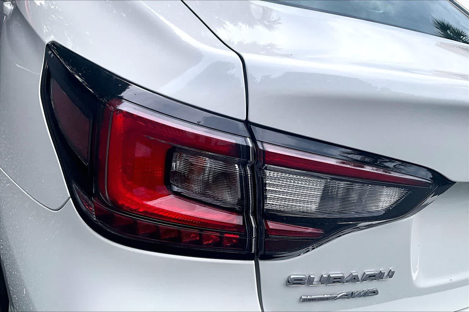Used 2023 Crystal White Pearl Subaru Premium image 28