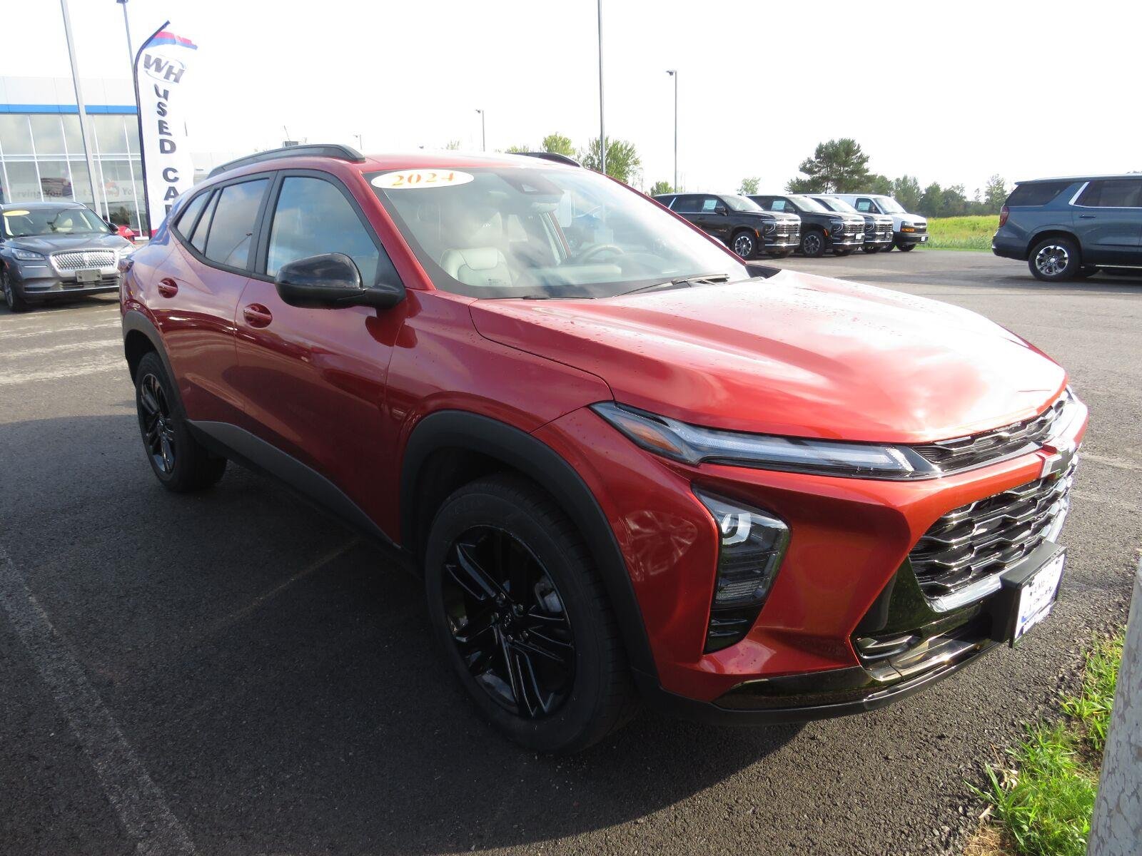 Used 2024 Cayenne Orange Metallic Chevrolet ACTIV image 19