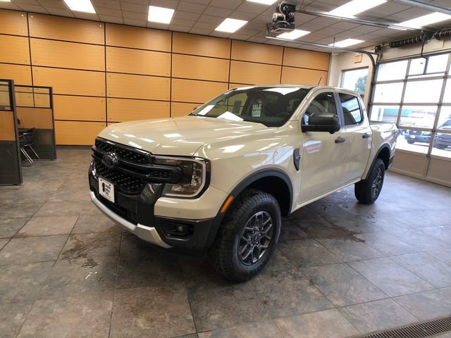 New 2026 Beige Ford XLT image 3
