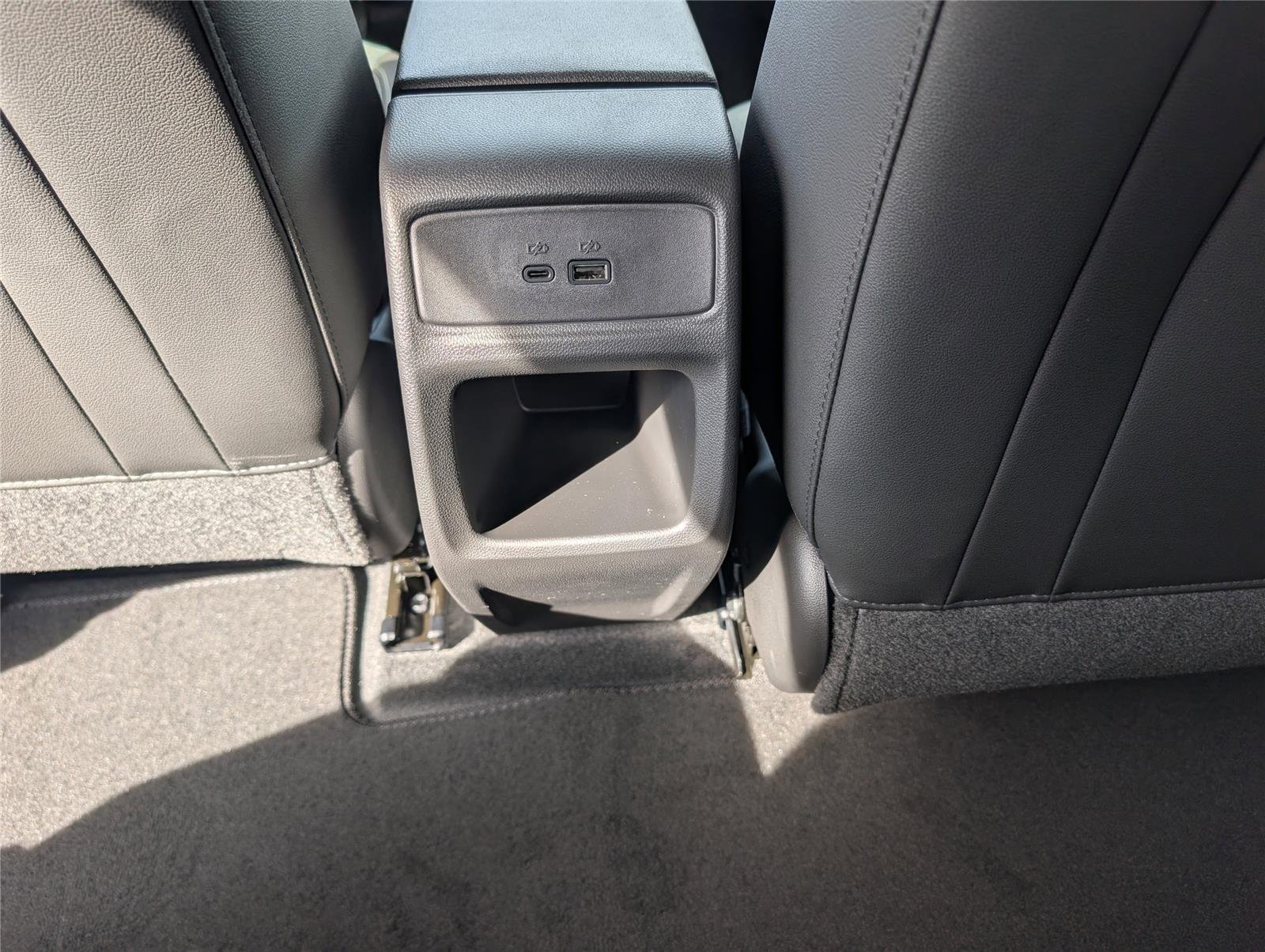 New 2026 Summit White Chevrolet LT image 31