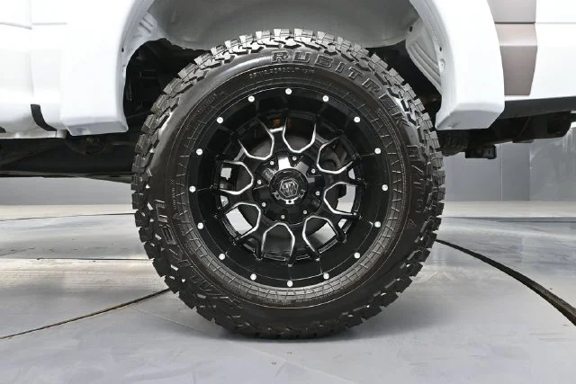 Used 2020 White Ford XLT image 10
