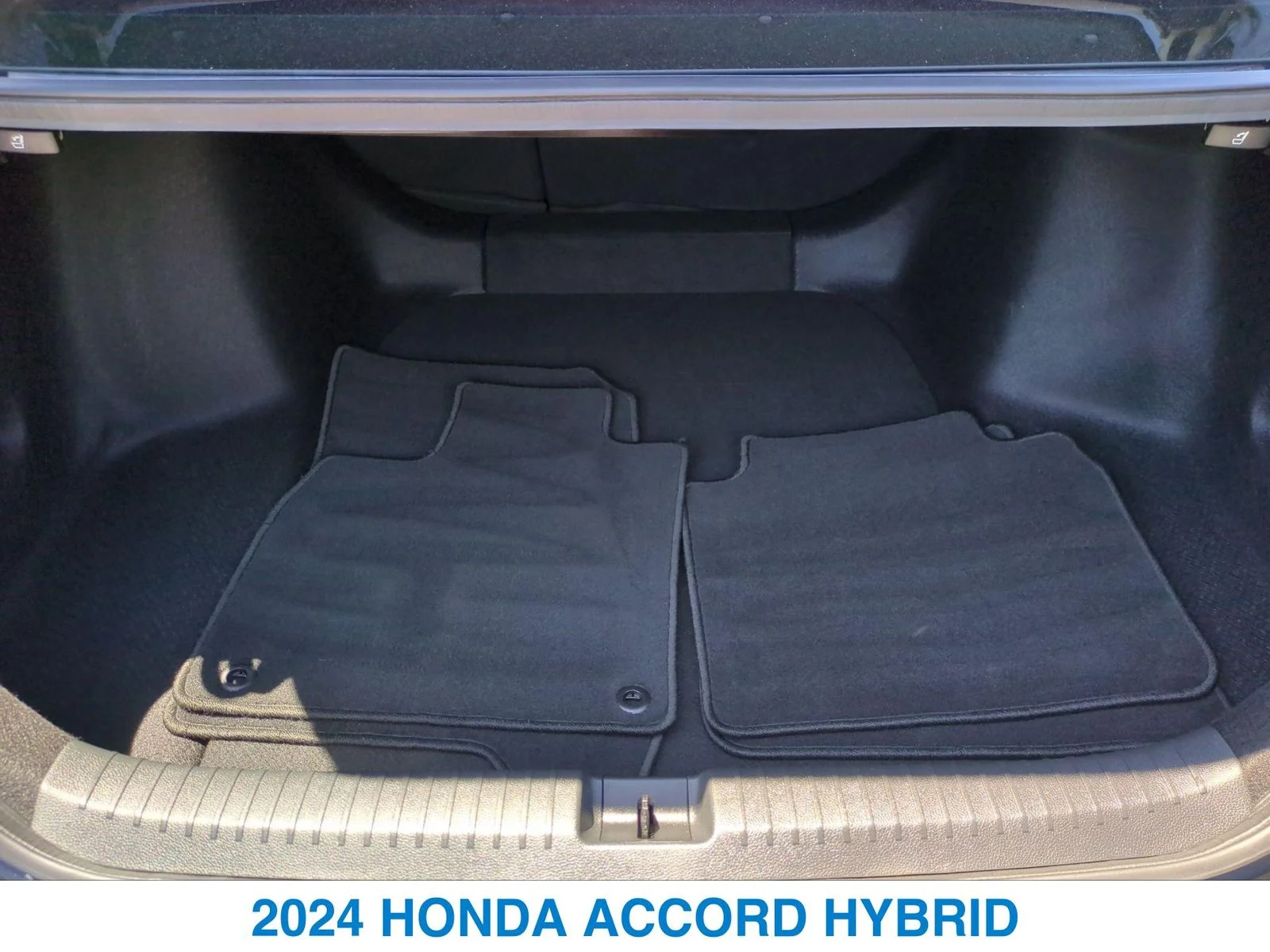 Used 2024 Black Honda EX-L image 23