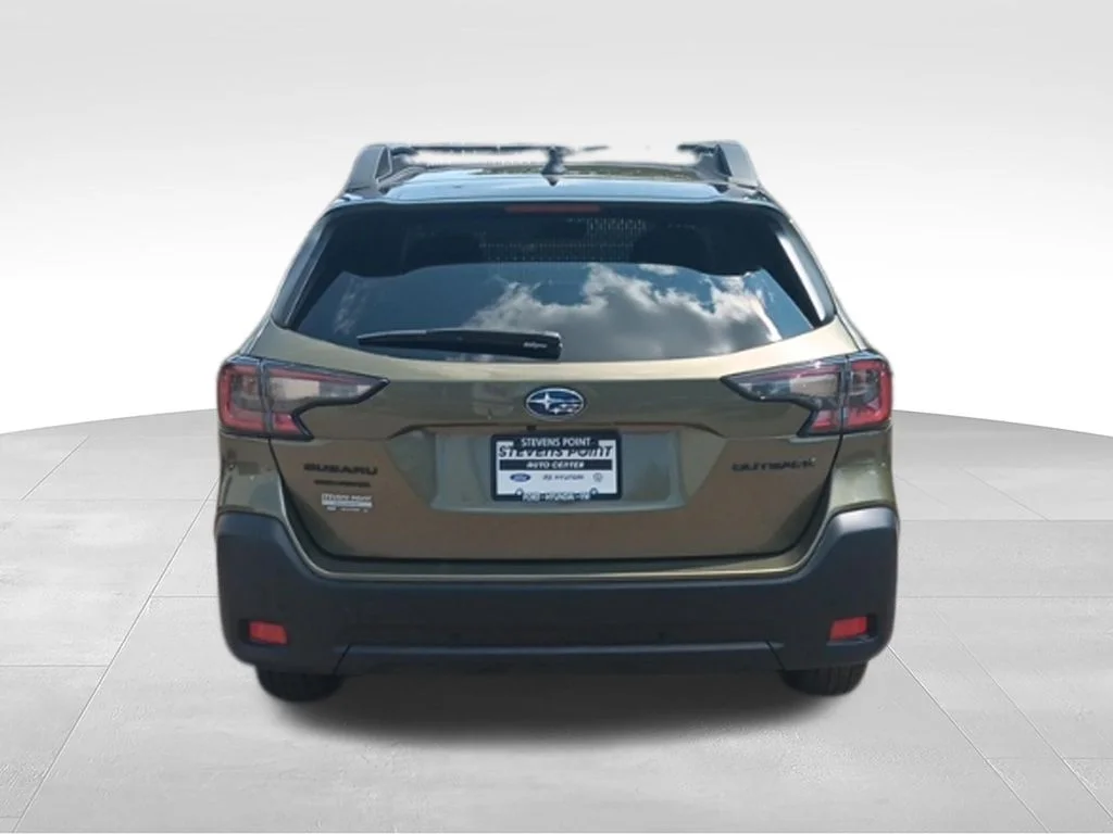 Used 2024 Autumn Green Metallic Subaru Onyx Edition image 6