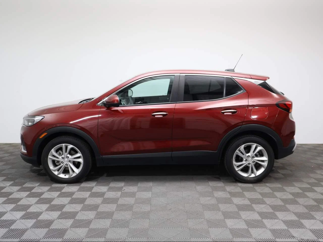 Used 2023 CINNABAR METALLIC Buick Preferred image 2