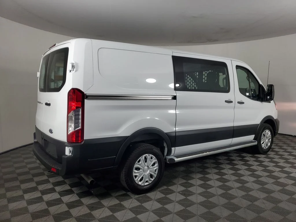 Used 2025 White Ford Base image 4