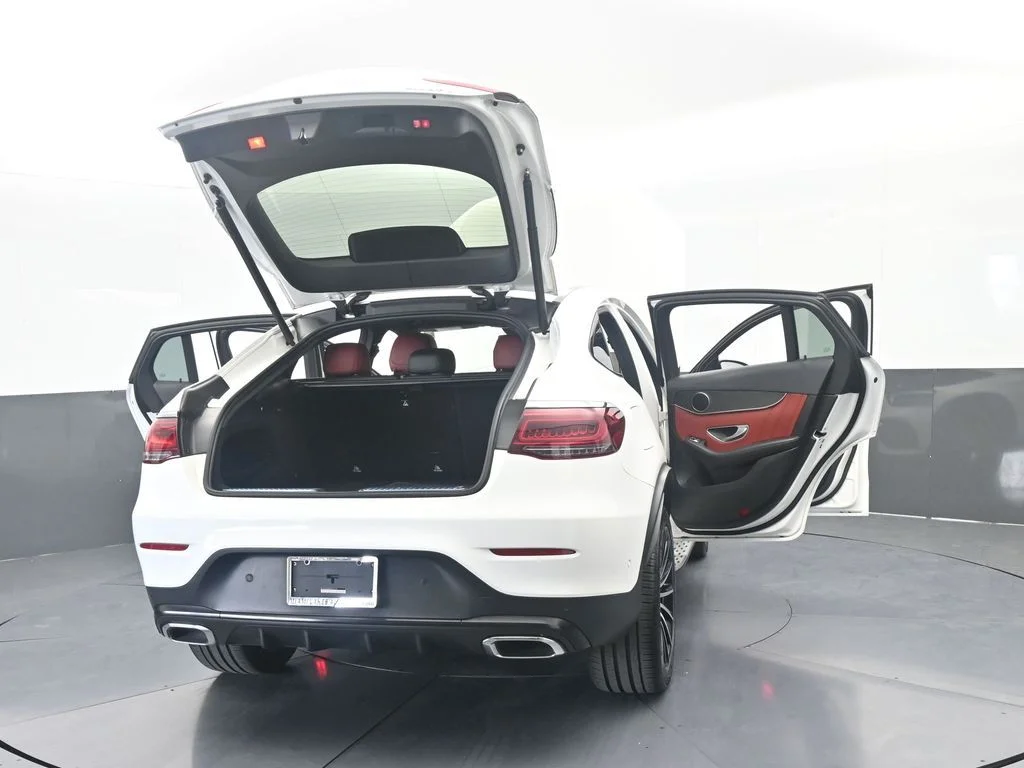Used 2022 Diamond White Mercedes-Benz GLC 300 Coupe image 87