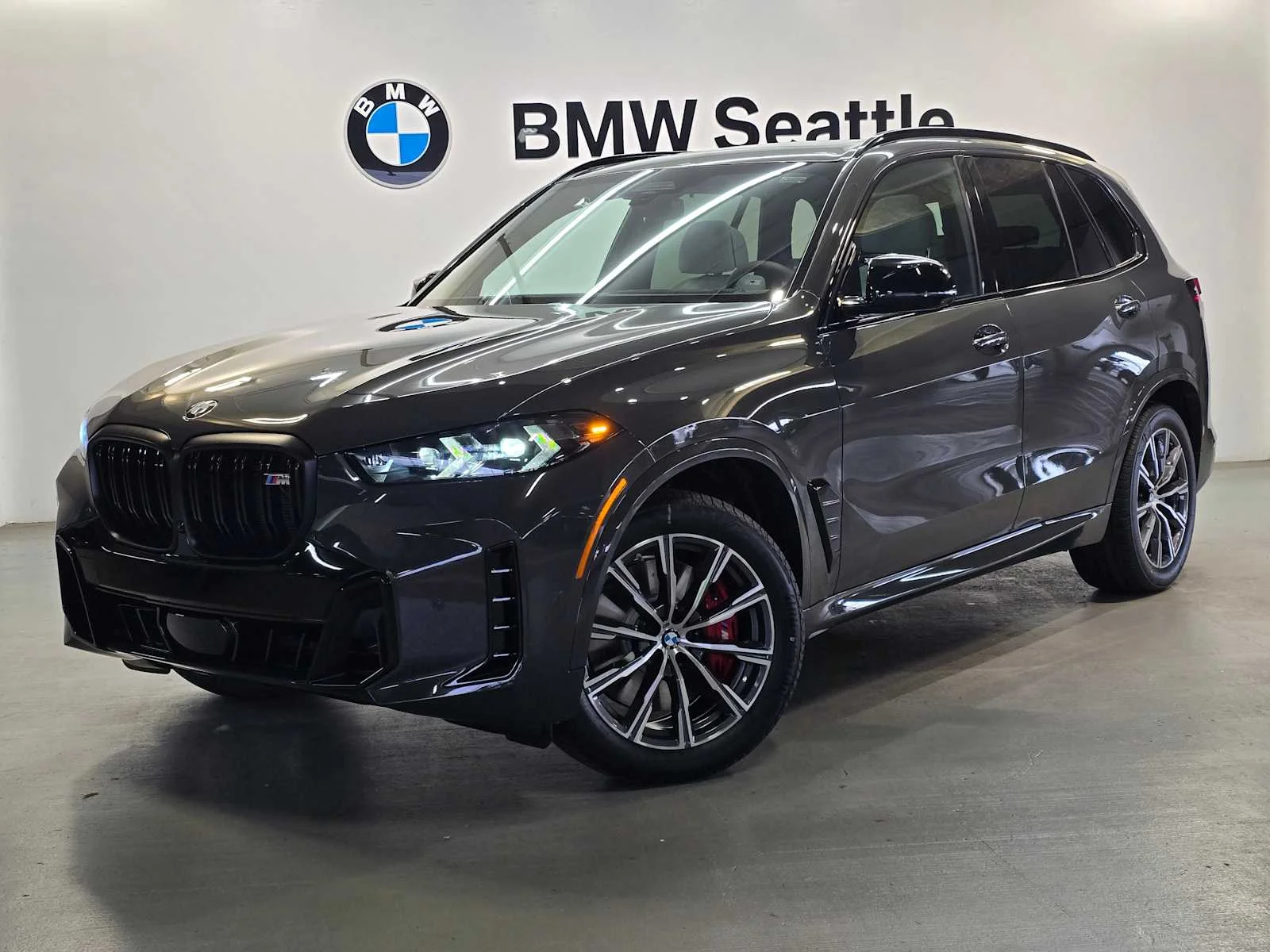 2026 BMW X5 M60i's photo