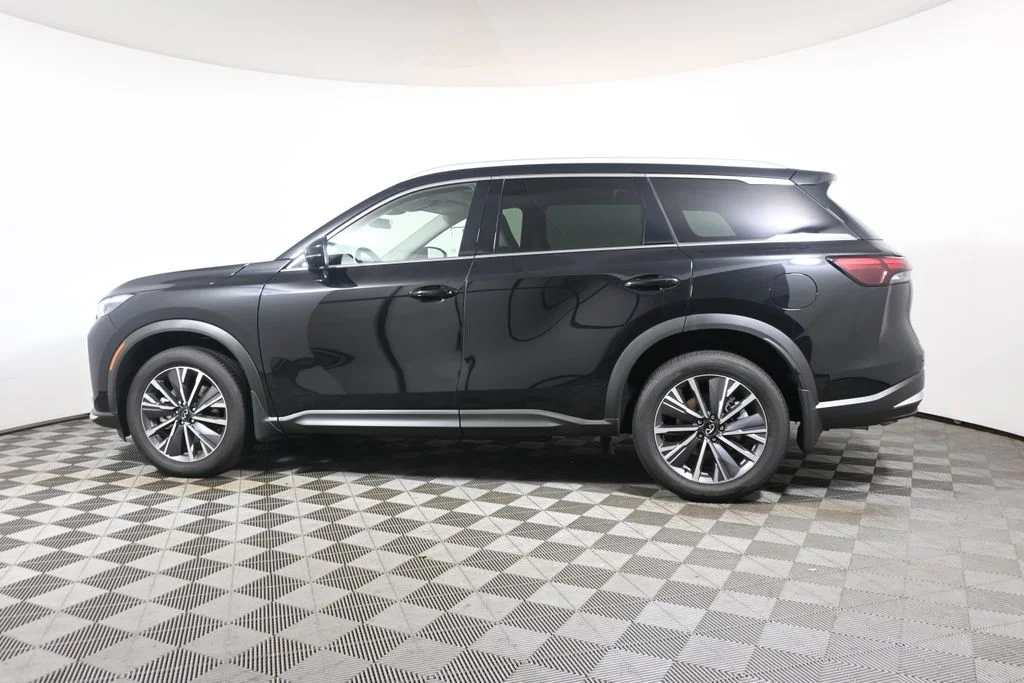New 2027 Black INFINITI LUXE image 2