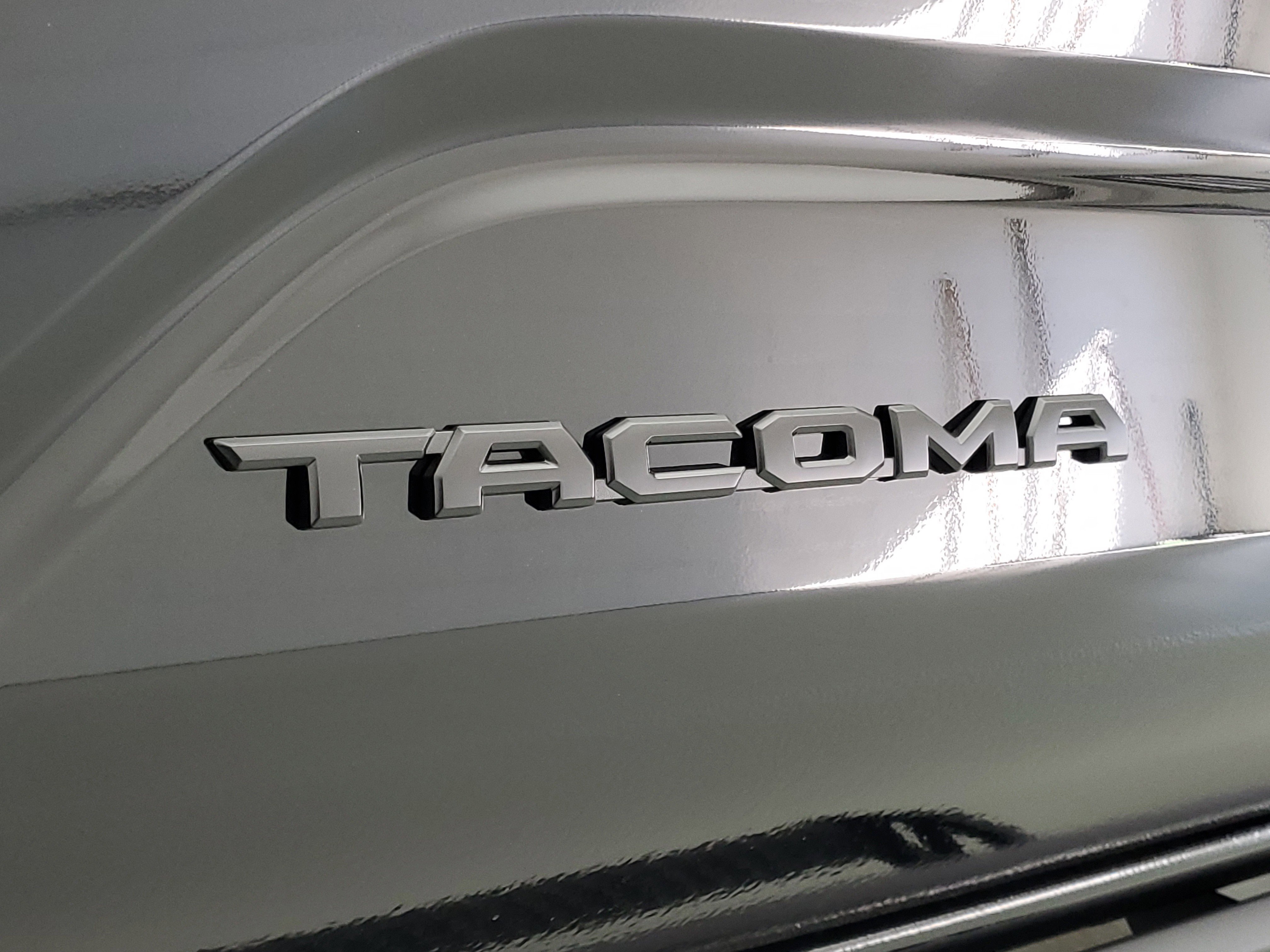 2025 Toyota Tacoma TRD Off Road - Photo 8