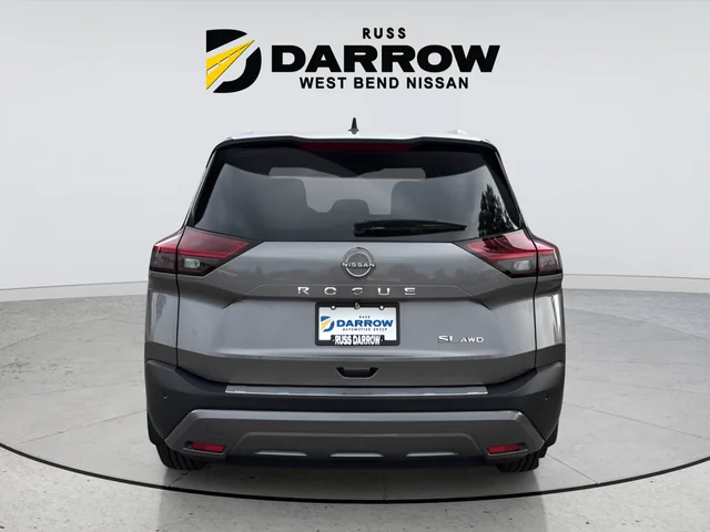 Used 2023 Gray Nissan SL image 6