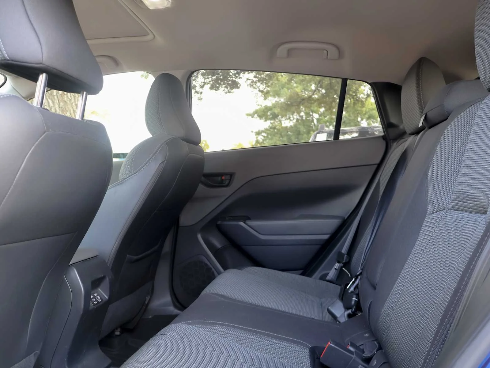 Used 2024 Sapphire Blue Pearl Subaru Premium image 20
