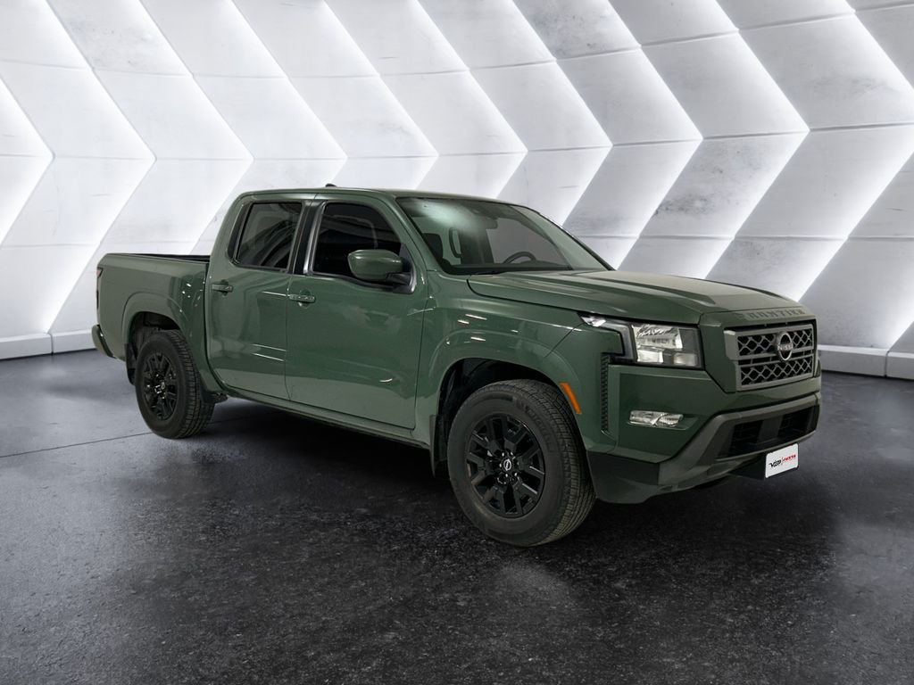 2022 Nissan Frontier SV Crew Cab 4X2 SWB's photo