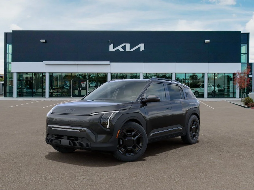 New 2027 Gray Kia Wind image 1